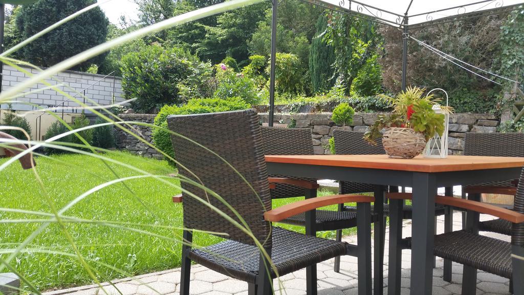 Gaestehaus Burgberg, Weinhaus Fries Kattenes Екстериор снимка